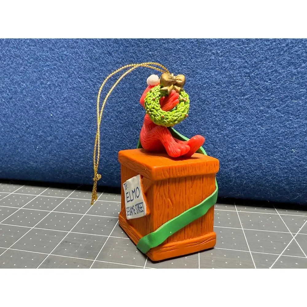 1998 Sesame Street Elmo Do Not Open Until Christmas‎ Ornament
